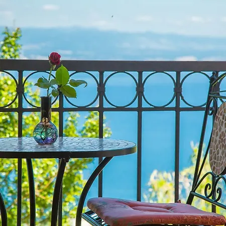 Πανσιόν Jasminka 3*